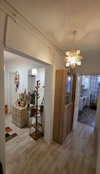 Titan - Strada Jean Steriadi