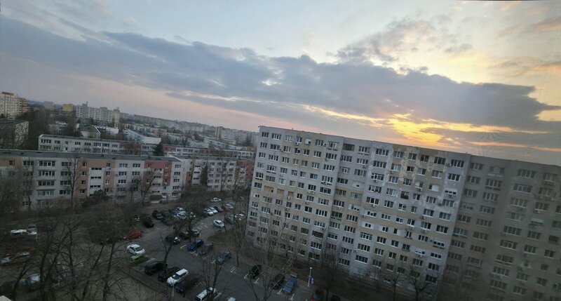 Titan - Strada Jean Steriadi